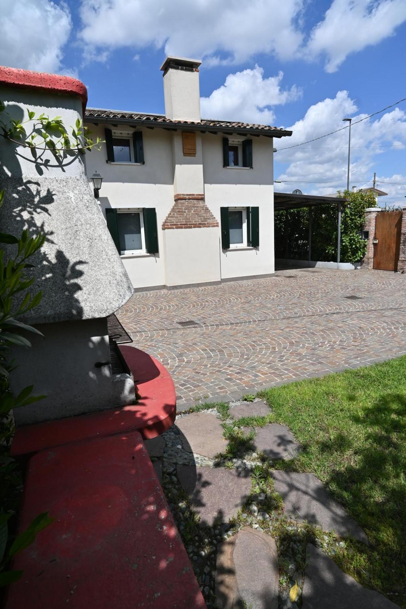 Ca Centosa Artistic House Villa Storica Ristrutturata Con Patio E Giardino Cittadella Eksteriør bilde